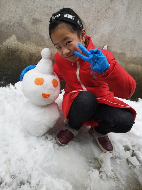 我堆了个迷你雪人
