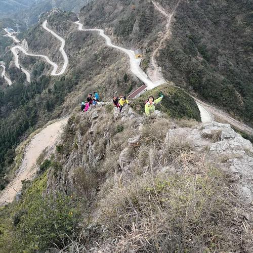 01.14再次徒步于杜桥白岩山的九龙洞