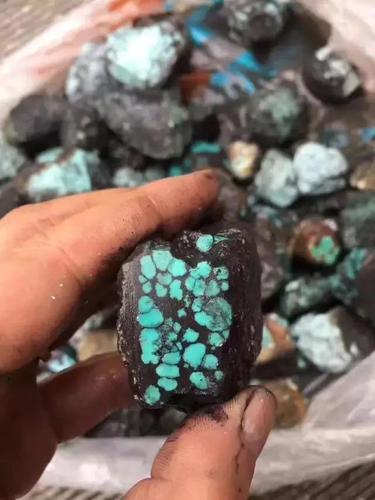 绿松石产地矿口大揭秘,知道这几个就不得了