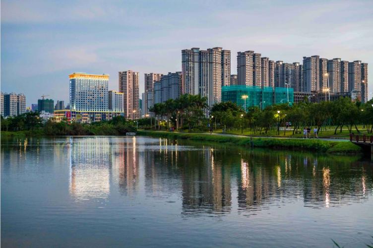 重磅:滨湖公园三期全面动工,这个项目会不会成为湛江的"中央公园"?