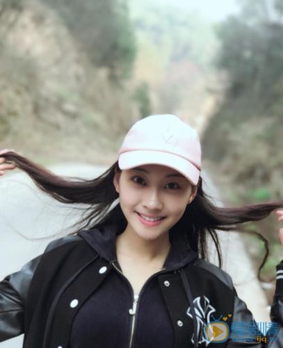 褚旭个人资料简介_褚旭图片写真_生活照_家庭背景-明星库