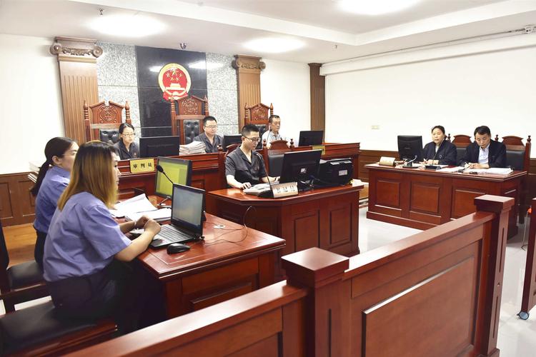 云龙法院公开开庭审理一起受贿案-江苏省徐州市云龙区