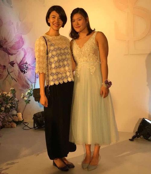 太美!叶诗文首当伴娘惊艳全场,明艳动人女神范十足