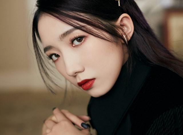 孟美岐和李维嘉或许只是单纯的干哥哥和干妹妹的关系,但在娱乐圈这个