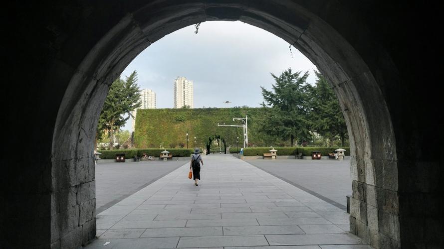 南京汉中门广场