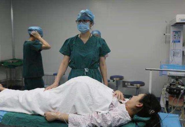 医院爱让男医生接生,不怕看到产妇隐私?可是几个优势
