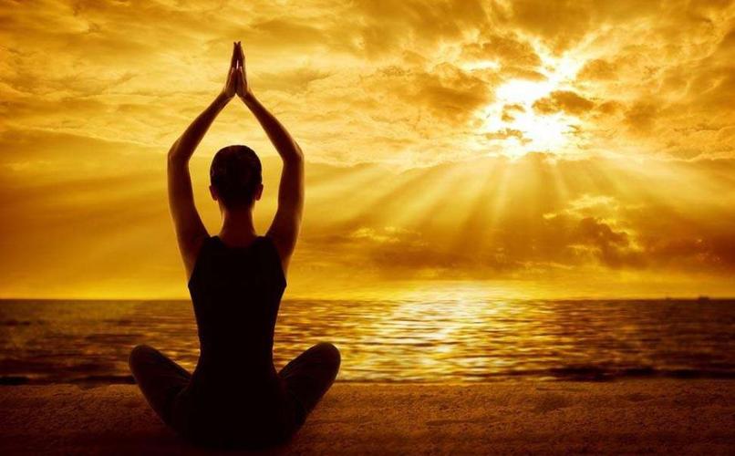 练瑜伽背影图片 (第1页)