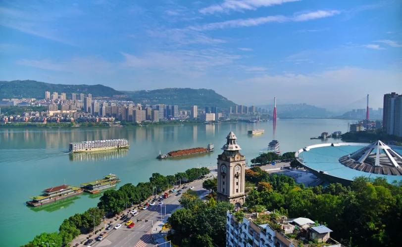 澎湃号>微万州> 小时候,每当我们怀着兴奋的心情前往西山公园,在二