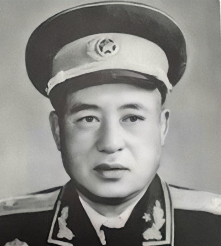 刘子奇:曾是国民党师长,55年授衔时,罗荣桓亲自拜访他商讨军衔