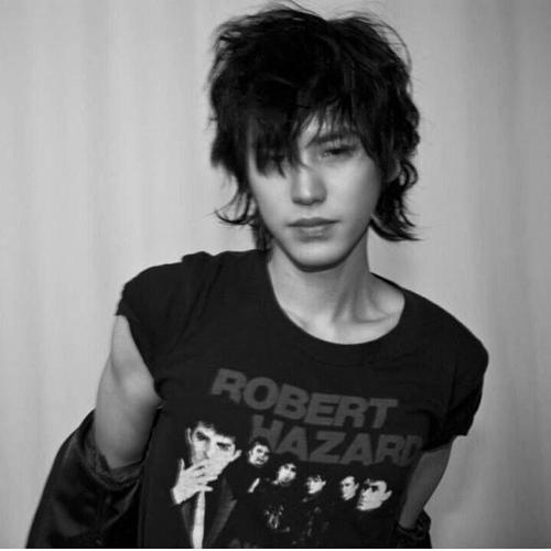 0527我们忙内曺圭贤终于出道13年啦!