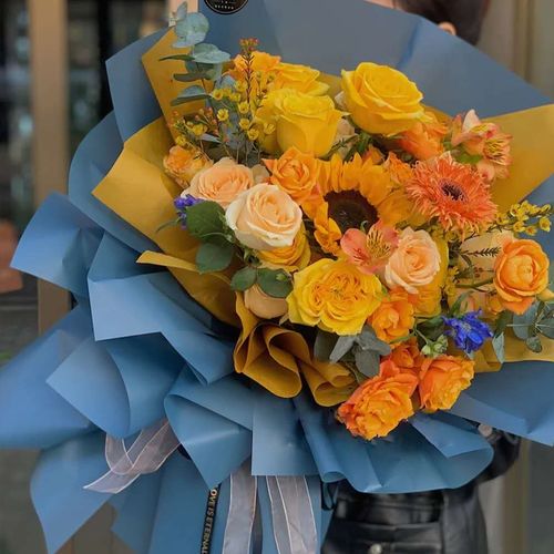 全国鲜花速递同城橙色黄色系向日葵玫瑰花束蓝色包装送男士长辈全国