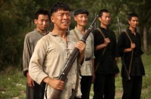 《民兵葛二蛋》热播 网友追捧搞笑方言台词