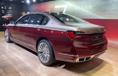 宝马推出全新7系2021款m760li耀影特别版