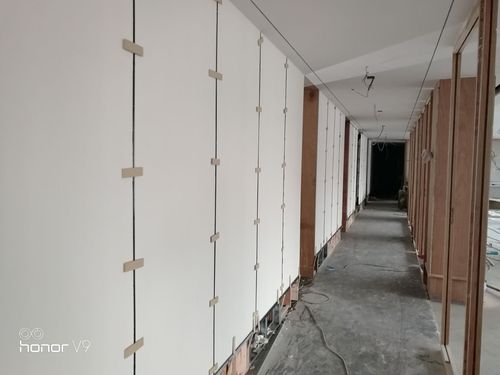 墙面不锈钢造型效果