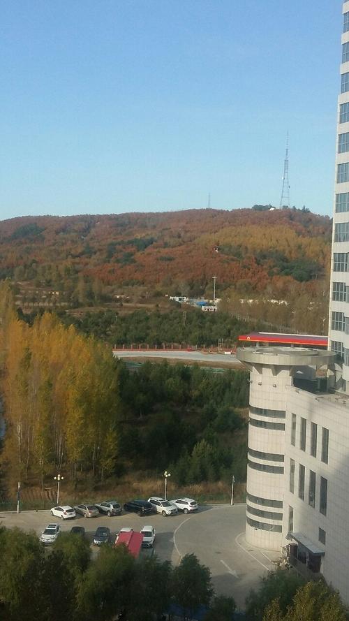 黑龙江省鹤岗市萝北县沿河街靠近萝北县安全生产监督管理局