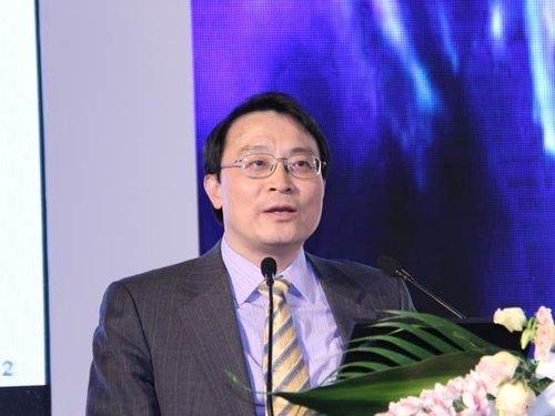 嘉实基金董事总经理张自力简介