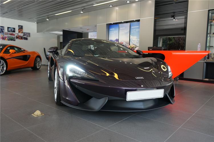 迈凯伦 540c coupe 钴紫/黑内 现车优惠16.76万元