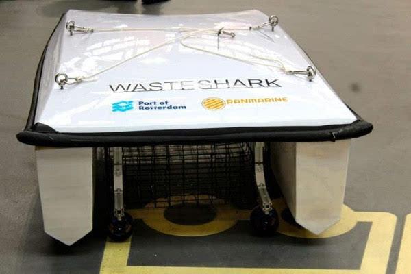 科技 正文   近日一款wasteshark(垃圾鲨鱼)的海洋扫地机器人问世了