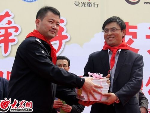 李洪江
