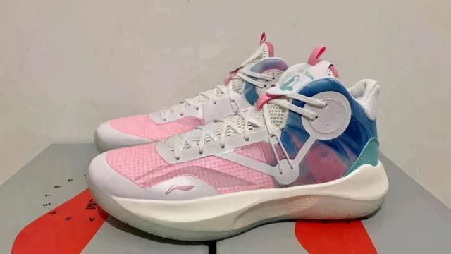 全新李宁音速9青年版悄然上架官方网站,尺码限制太严重