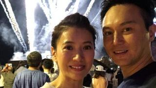 原创 网友晒袁咏仪张智霖合照,素颜憔悴似母子,女人真的老的快!