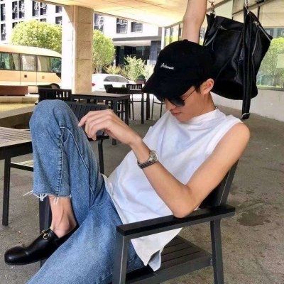 2019独一无二的微信头像男生霸气冷酷 来不及遇见只能