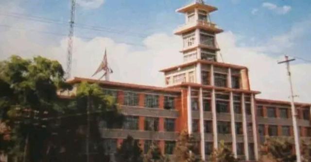80年代左右的吉林白城老照片,一切都是熟悉不过的场景