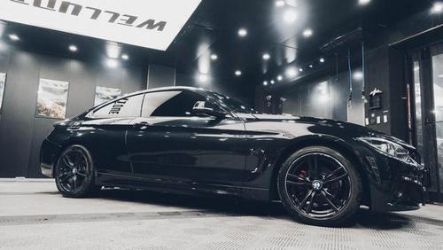 苏州无二汽车贴膜丨宝马4系贴黑武士