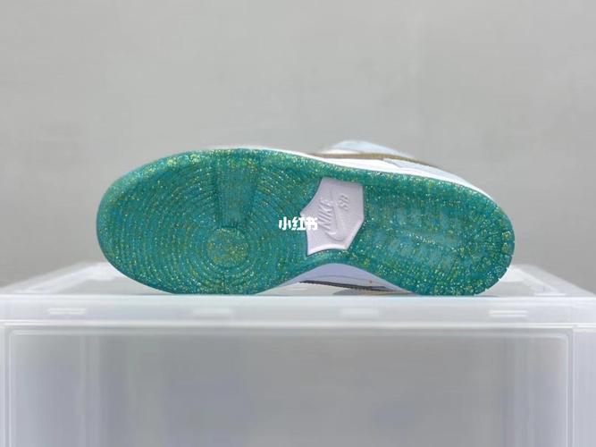 耐克 nike 冰雪奇缘联名板鞋_耐克怎么样_冰雪奇缘_板鞋_鞋控_少女心