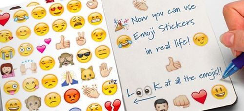 她让手机里萌萌的emoji表情都复活了 | topys | 全球顶尖创意分享平台