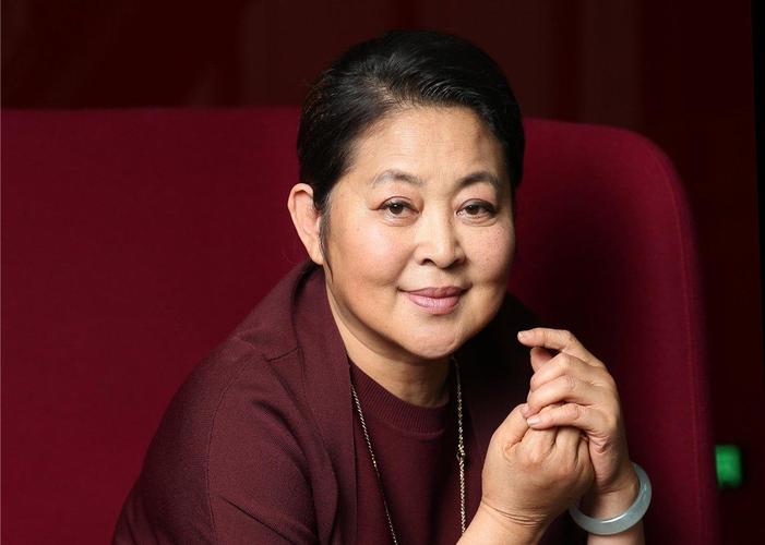 倪萍瘦20斤录节目 再次回到"倪萍姐姐"时的状态