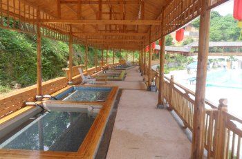 桂湖美人谷温泉