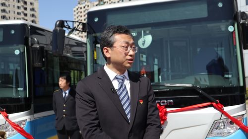 福田汽车党委书记,总经理巩月琼