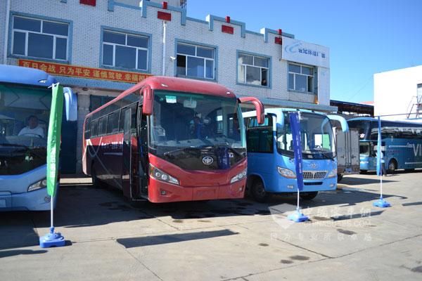 一汽客车2011巡展活动在黑,吉拉开帷幕