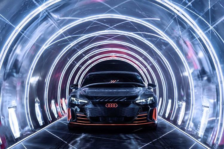 奥迪a7的究极进化灯厂造出比特斯拉更狠的轿跑