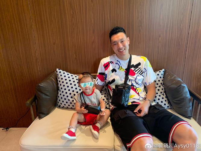 原创恭喜!翟晓川将迎二胎降生 陪伴家人暂未随队出征