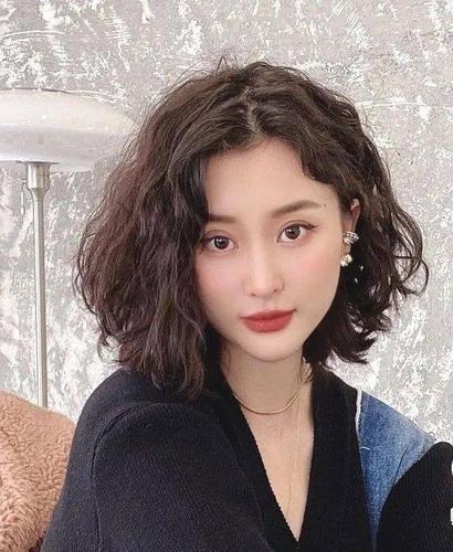 夏天短发一定要"烫"法式卷