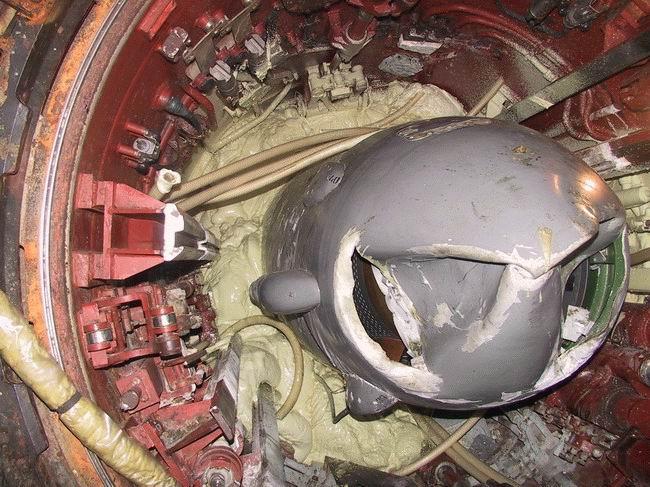 库尔斯克号的残骸(转载)