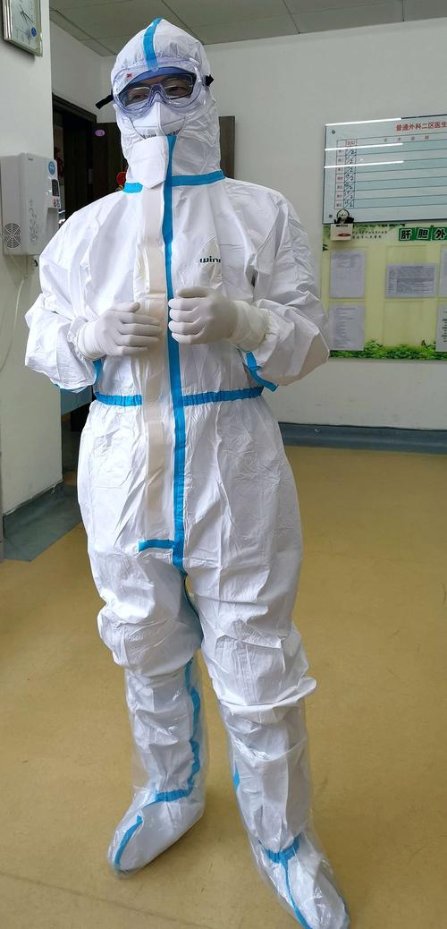 其它 二级防护的穿戴 写美篇 穿防护服注意事项: 1,检查包装完整否