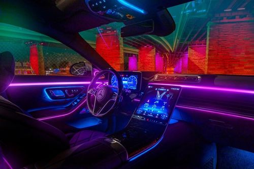 21款新款奔驰s级迈巴赫s级改装流星雨大灯主动氛围灯