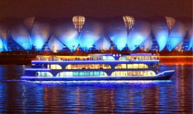 钱塘江夜游奥体中心码头