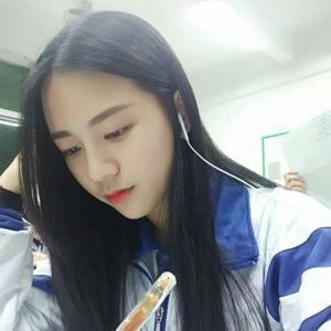 头像女生穿校服