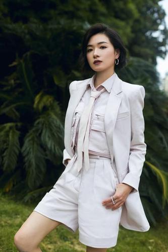 正文     不过万茜一直没有在节目当中表现出来,让观众信服,她是第一