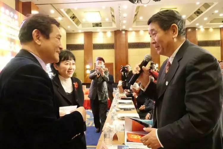 柒摄影推荐2017上海国际郎静山摄影艺术奖慈善摄影大赛征稿开始