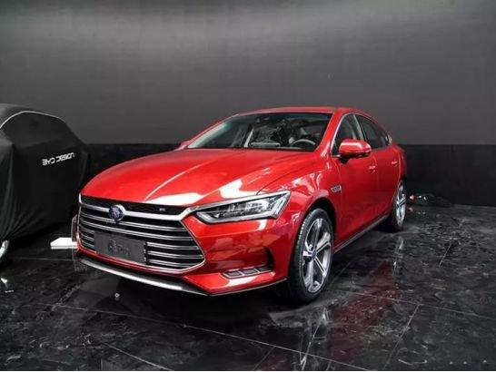 比亚迪秦proev500