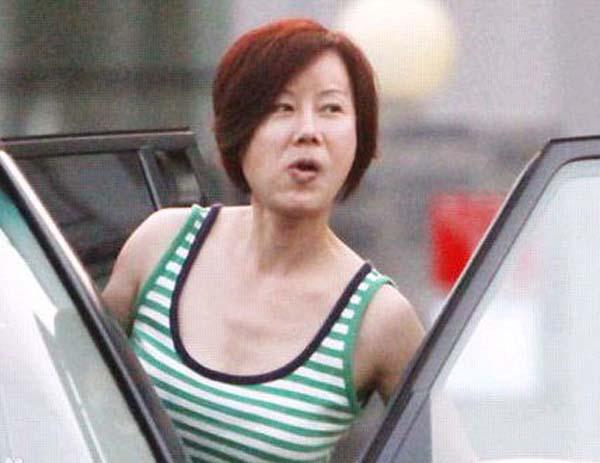 如今的满文军和妻子状况如何 老婆李俐究竟是不是富二