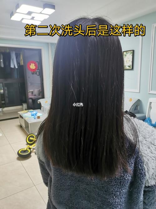 头发软化后在家洗头后是这样的_头发软化_时尚_发型