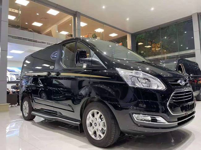 福特途睿欧打造7座豪华商务车,可商可家,给你埃尔法同级享受