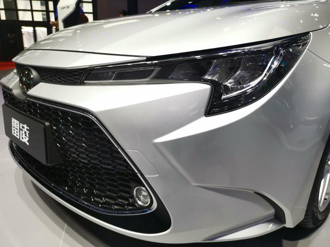 上海车展:实拍丰田全新雷凌科技版