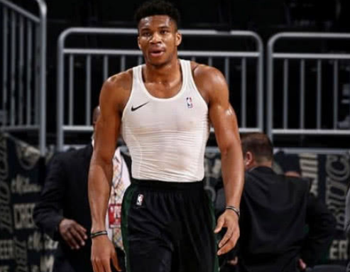 为何詹姆斯,科比都看好字母哥?这就是原因